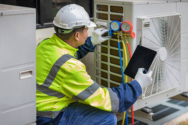 Professional Hvac Installation technician working in Moscow, PA